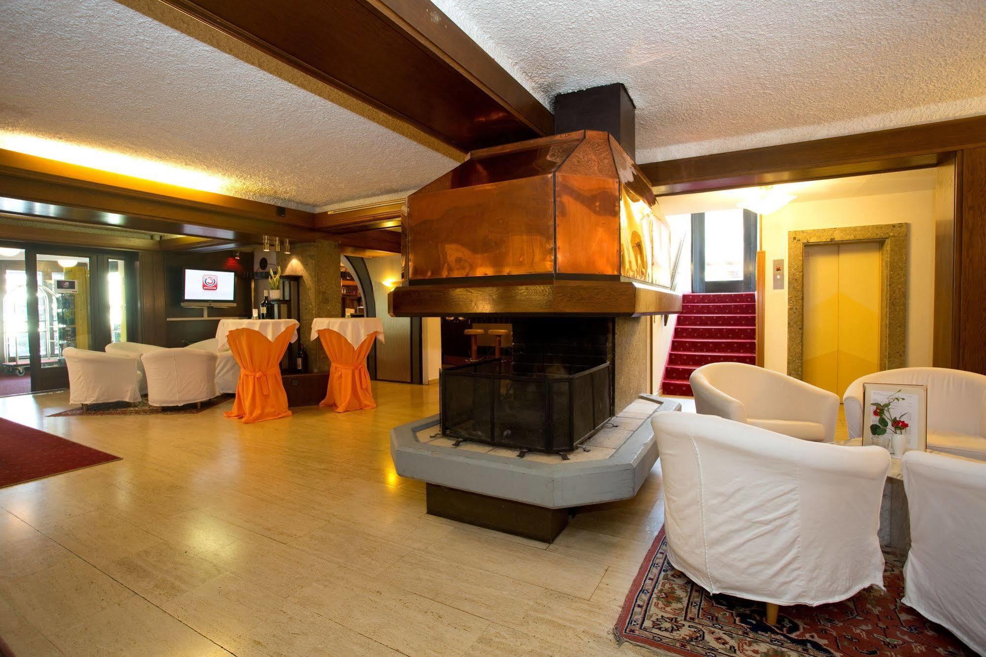 Hotel Bellevue Seeboden Kültér fotó