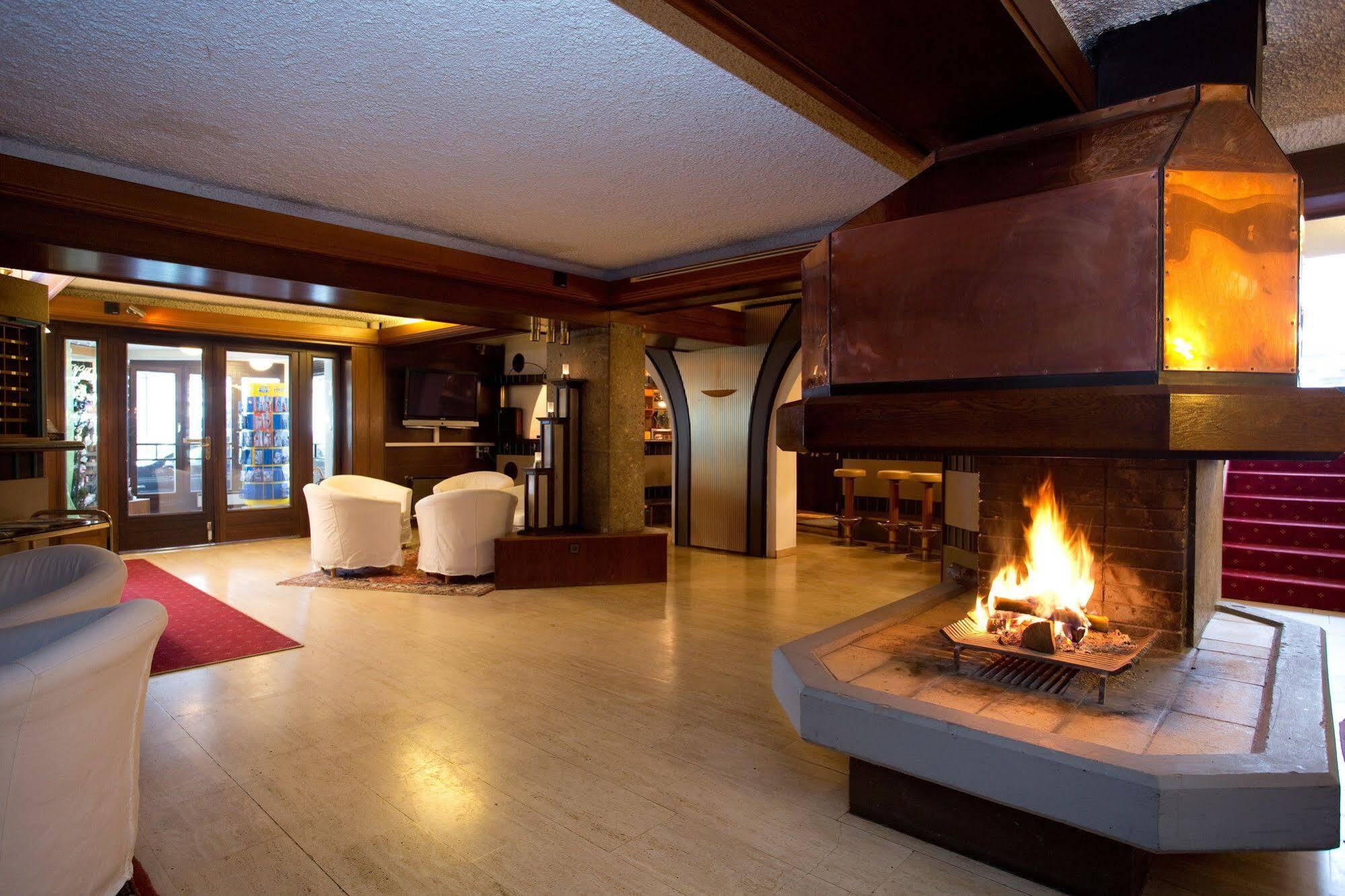 Hotel Bellevue Seeboden Kültér fotó